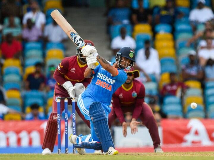 IND Vs WI 1st ODI India won 5 Wickets against West Indies lead series 1-0 Kensington Oval Stadium IND Vs WI 1st ODI : 115 धावांसाठीही दमछाक! टीम इंडियाचा विडिंजवर पाच विकेटनं विजय