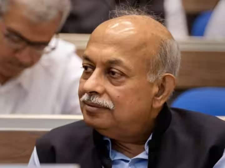 ed enforcement directorate chief sanjay kumar mishra gets extension until Sept 15 marathi news ED : ईडीचे संचालक संजय कुमार मिश्रा यांना पुन्हा मुदतवाढ; 15 सप्टेंबरपर्यंत पदावर राहण्यासाठी न्यायालयाची मान्यता