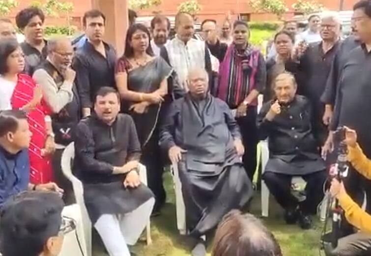 Parliament Monsoon Session PM Modi Campaigning In Rajasthan Opposition Black Clothes Protest Statement On Manipur 'PM Is Busy Campaigning In Rajasthan': Oppn Wears Black To Press For Modi's Statement On Manipur In Parliament