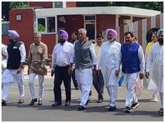 'अहंकारी हो गई हैं पंजाब सरकार', गवर्नर से मुलाकात कर भगवंत मान पर भड़के सुनील जाखड़