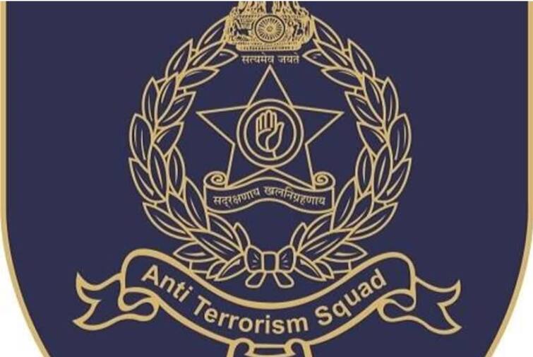 Maharashtra ATS detains man in Ratnagiri for questioning in case of terror suspects held in Pune Maharashtra ATS ने चौकशीसाठी रत्नागिरीतून एकाला उचललं, पुण्यातील संशयित दहशवादी प्रकरणात कारवाई