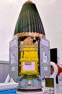 ISRO : भारत नव्या भरारीसाठी सज्ज! इस्रो PSLV-C56 रॉकेटद्वारे सहा सॅटेलाईट करणार लाँच