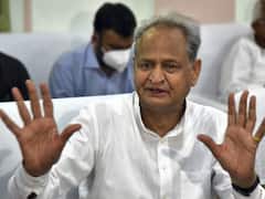 ABP News C Voter Survey: CM की पहली पसंद अशोक गहलोत लेकिन कांग्रेस के 'हाथ' से फिसल रही सत्ता, पढ़ें सर्वे की बड़ी बातें