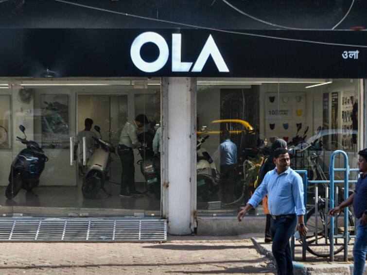 Ola Electric operating Loss In FY23 IPO Plans SoftBank SEBI Draft Paper Stock Market Ola Electric Sustains $136 Million Loss In FY23 Amid IPO Plans: Report