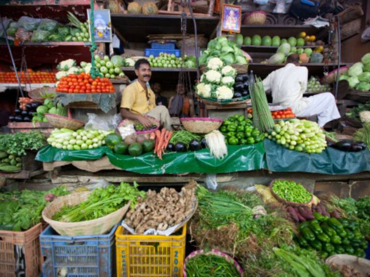 Vegetable Price Drop: News of relief for the housewife, prices of vegetables have come down drastically Vegetable Price: ગૃહિણી માટે રાહતના સમાચાર,  શાકભાજીના ભાવમાં થયો ધરખમ ઘટાડો