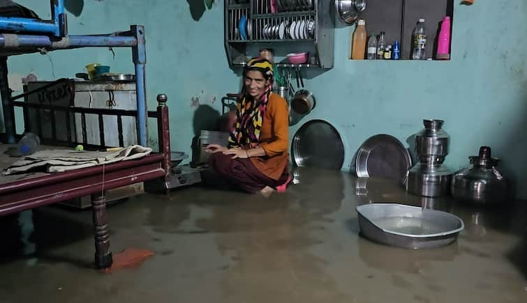 The Meteorological Department has predicted heavy to very heavy rains in six districts of Gujarat Rain forecast: આગામી 24 કલાક આ છ જિલ્લાઓ માટે ભારે, અતિ ભારે વરસાદની આગાહી