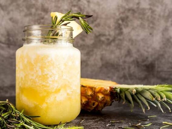 Pineapple Margarita: वीकेंड को खास अंदाज में करना है सेलिब्रेट, तो घर पर बनाएं ये खास ड्रिंक