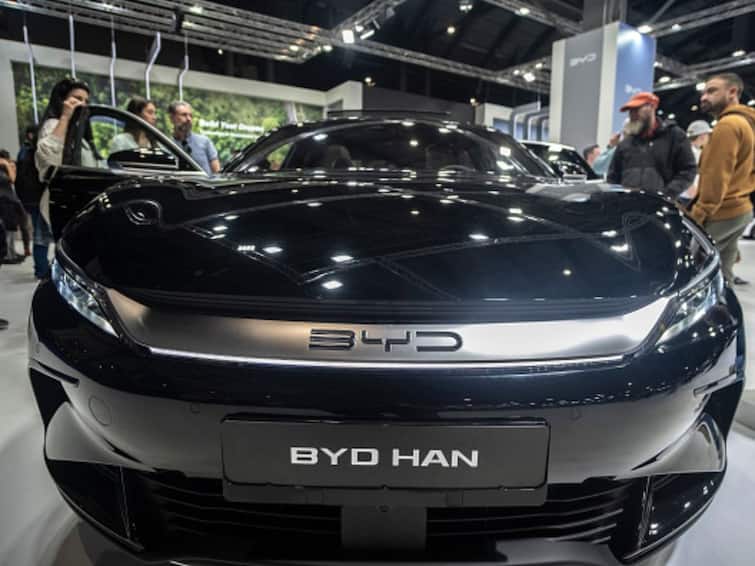 China's BYD To Withdraw EV Investment Proposal India Informs India Partner Megha Engineering Olectra Greentech Under Lens For Security Risk, China's BYD Likely To Pull The Plug On $1 Bn EV Investment In India: Report