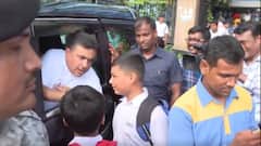 পিএসসি ভবনে ঢোকার সময় দরজা বন্ধ, পুলিশ-রক্ষীদের সঙ্গে বচসায় জড়ালেন শুভেন্দু