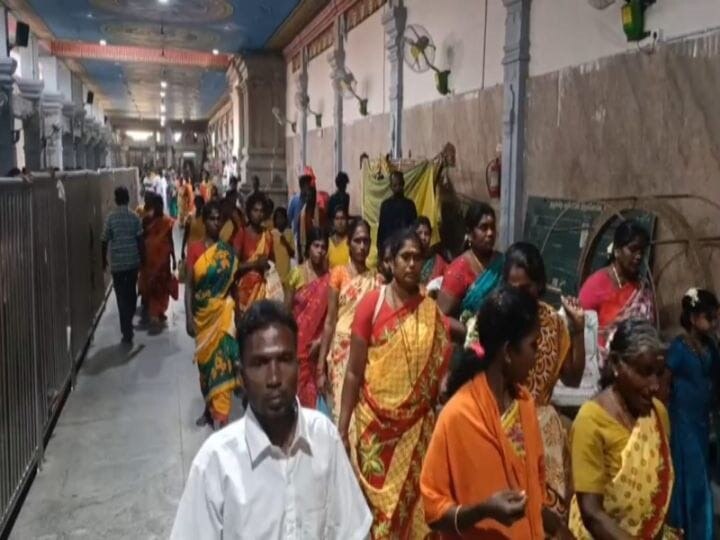 ஆடி வெள்ளி: சமயபுரம் மாரியம்மன் கோயிலில் அலைமோதிய பக்தர்கள் கூட்டம்