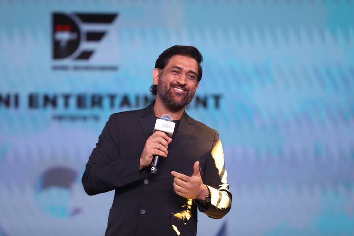 இப்படத்தின் ப்ரோமோஷன் ஹைதராபாத், சென்னை உள்ளிட்ட இடங்களில் நடந்தது. அதேபோல், சென்னையில் நடந்த டிரெய்லர் வெளியீட்டு விழாவில் கிரிக்கெட் வீரர் தோனி கலந்து கொண்டார்.