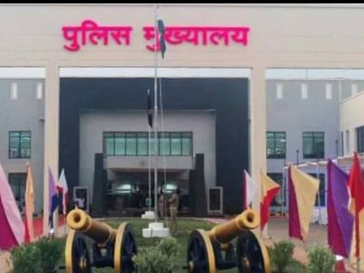 Chhattisgarh Police Department issued transfer orders of 6 IG Officers 66 SHO and 533 Sub Inspectors ANN Chhattisgarh: छत्तीसगढ़ में 6 आईजी रैंक के अधिकारियों सहित 600 पुलिस कर्माचारियों का ट्रांसफर, यहां देखें लिस्ट