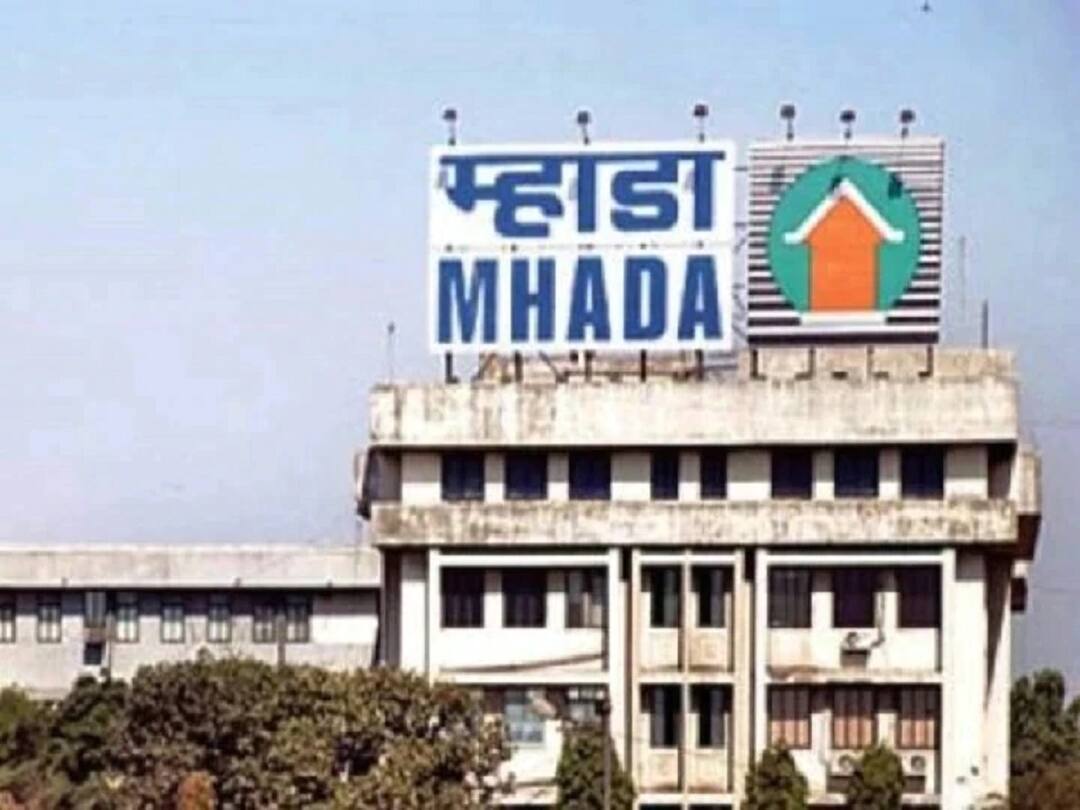 Mhada Lottery 2023 : म्हाडाच्या मुंबईतील 4082 घरांसाठी सव्वा लाख अर्ज; सोडत कधी? म्हाडाने सांगितले... Mhada Lottery 2023 one lakh 20 thousand applicants qualified for 4082 house lottery know about lottery date and details Mhada Lottery 2023 : म्हाडाच्या मुंबईतील 4082 घरांसाठी सव्वा लाख अर्ज; सोडत कधी? म्हाडाने सांगितले...