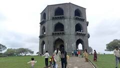 अहमदनगरच्या चांदबीबी महालावर पर्यटकांची गर्दी