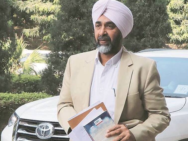 Vigilance found evidence against Manpreet Singh Badal in the case of plot purchase Vigilance : ਕਸੂਤੇ ਫਸ ਸਕਦੇ ਮਨਪ੍ਰੀਤ ਬਾਦਲ ! ਵਿਜੀਲੈਂਸ ਹੱਥ ਲੱਗੇ ਸਬੂਤ, ਦੇਖੋ ਕਿਵੇਂ ਲਾਇਆ ਰਗੜਾ ਤੇ ਖਰੀਦੇ ਪਲਾਟ