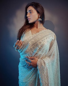 చీర కట్టులో 'బ్రో ' హీరోయిన్ కేతికా శర్మ - ఫోటోలు అదుర్స్!