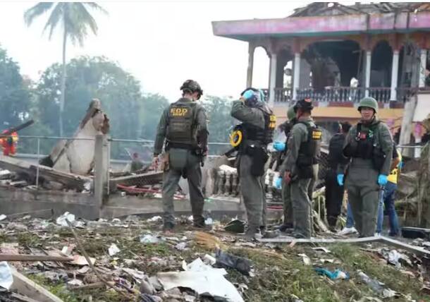 thailand-fireworks-explosion-nine-killed-and-over-100-injured-in-blast Thailand Explosion: ਥਾਈਲੈਂਡ ਦੀ ਪਟਾਕਾ ਫੈਕਟਰੀ 'ਚ ਹੋਇਆ ਜ਼ਬਰਦਸਤ ਧਮਾਕਾ, 9 ਲੋਕਾਂ ਦੀ ਮੌਤ, ਸੈਂਕੜੇ ਜ਼ਖਮੀ