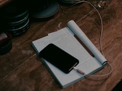 আর্থিক প্রতারণার নতুন ফাঁদ Juice Jacking, এটি আসলে কী? কীভাবে এর মাধ্যমে আপনি প্রতারিত হতে পারেন?