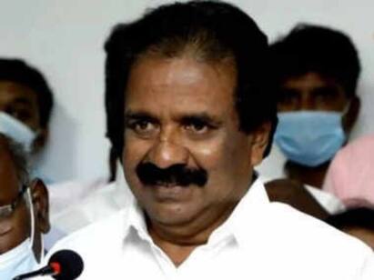 Trichy Mayor Anbazhagan is corrupt, DMK councilors allege TNN திருச்சி மேயர் அன்பழகன் ஊழல் செய்வதாக திமுக கவுன்சிலர்கள் குற்றச்சாட்டு