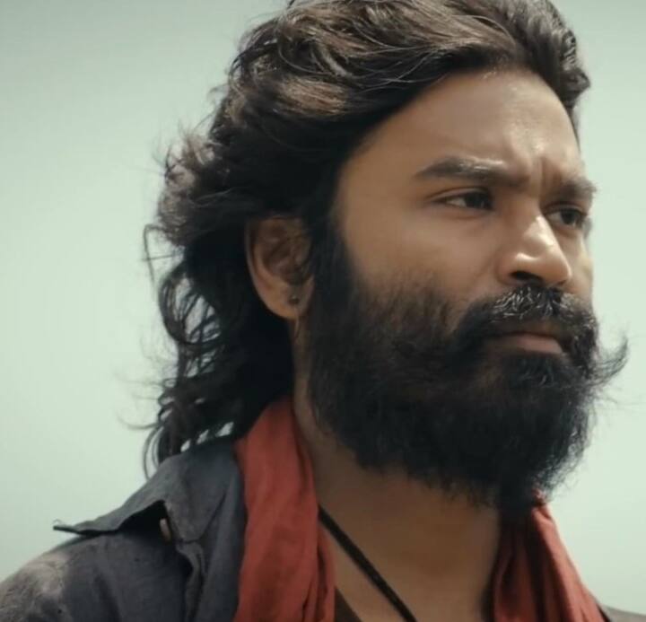தனுஷின் ட்விட்டர் ப்ளு டிக் நீக்கப்பட்டதற்கு காரணம் தெரியாமல் ரசிகர்கள் குழம்பி போய் உள்ளனர்.
