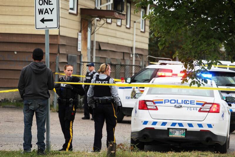 Crime in Canada : ਕੈਨੇਡਾ 'ਚ ਰਿਕਾਰਡ ਤੋੜ ਵੱਧ ਰਿਹਾ ਕ੍ਰਾਈਮ, ਸਟੈਟਿਸਟਿਕਸ ਰਿਪੋਰਟ 'ਚ ਹੋਏ ਵੱਡੇ ਖੁਲਾਸੇ Record-breaking crime in Canada, big revelations in the statistics report Crime in Canada : ਕੈਨੇਡਾ 'ਚ ਰਿਕਾਰਡ ਤੋੜ ਵੱਧ ਰਿਹਾ ਕ੍ਰਾਈਮ, ਸਟੈਟਿਸਟਿਕਸ ਰਿਪੋਰਟ 'ਚ ਹੋਏ ਵੱਡੇ ਖੁਲਾਸੇ