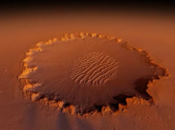 ਤੁਹਾਨੂੰ ਇਹ ਜਾਣ ਕੇ ਹੈਰਾਨੀ ਹੋਵੇਗੀ ਕਿ ਮੰਗਲ ਅਤੇ ਧਰਤੀ ਲਗਭਗ ਦੋ ਸਾਲਾਂ ਵਿੱਚ ਇੱਕ ਦੂਜੇ ਦੇ ਸਭ ਤੋਂ ਨੇੜੇ ਹਨ। ਇਸ ਦੌਰਾਨ ਦੋਵਾਂ ਵਿਚਾਲੇ ਸਿਰਫ 5 ਕਰੋੜ 60 ਲੱਖ ਕਿਲੋਮੀਟਰ ਦੀ ਦੂਰੀ ਹੈ।