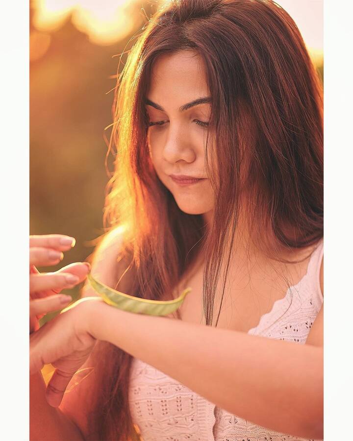 ప్రస్తుతం తళపతి విజయ్ నటిస్తున్న 'లియో' సినిమాలో ఓ కీలక పాత్ర పోషిస్తుంది.