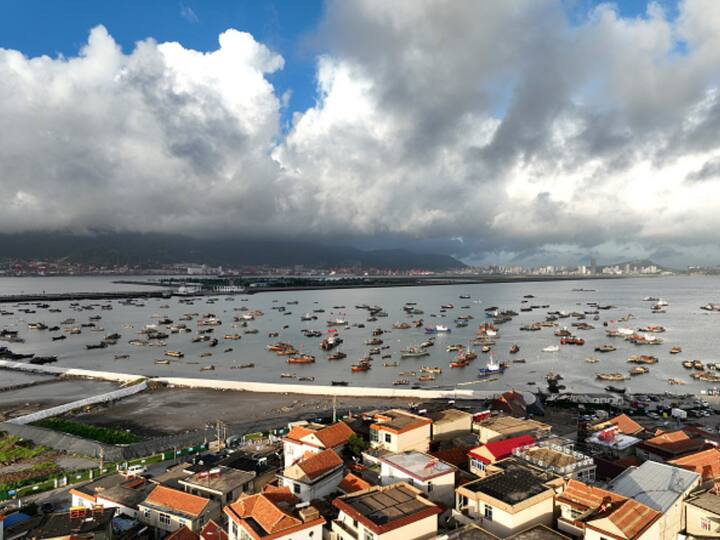 A large number of fishing boats are moored in the harbor at the fishing port in Lianyungang, East China's Jiangsu Province. (Source: Getty)