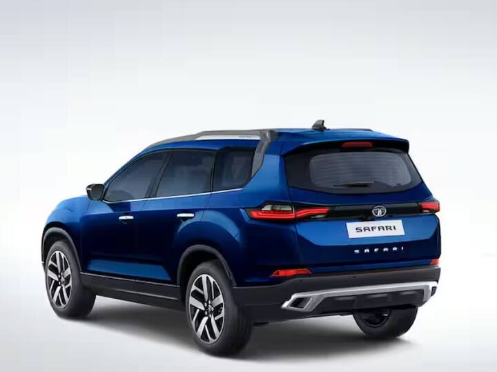 ਤੀਜੀ ਕਤਾਰ ਨੂੰ ਫੋਲਡ ਕਰਨ 'ਤੇ ਟਾਟਾ ਸਫਾਰੀ 447 ਬੂਟ ਸਪੇਸ ਦੀ ਪੇਸ਼ਕਸ਼ ਕਰਦੀ ਹੈ। ਜੇਕਰ 2-3 ਸੀਟਾਂ ਨੂੰ ਫੋਲਡ ਕੀਤਾ ਜਾਵੇ ਤਾਂ 910 ਲੀਟਰ ਬੂਟ ਸਪੇਸ ਉਪਲਬਧ ਹੈ। ਸਫਾਰੀ ਨੂੰ 15.85 ਲੱਖ ਤੋਂ 25.21 ਲੱਖ ਰੁਪਏ ਦੀ ਐਕਸ-ਸ਼ੋਰੂਮ ਕੀਮਤ 'ਤੇ ਘਰ ਲਿਆਂਦਾ ਜਾ ਸਕਦਾ ਹੈ।