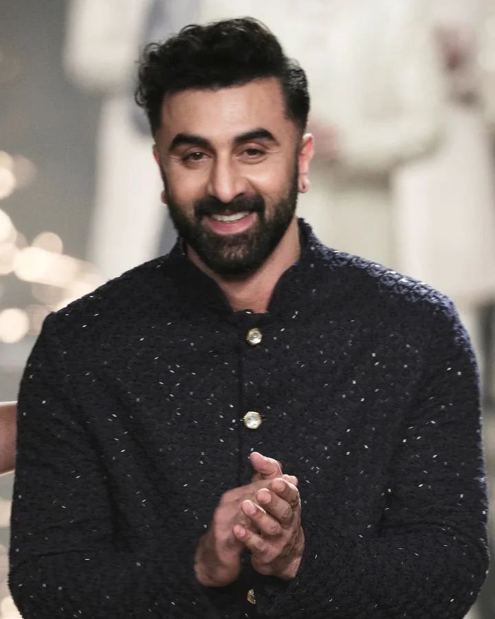 Ranbir Kapoor for Kunal Rawal Couture 2023 : DHUP CHAO Shot By:  @by.the.gram Hair By: @aalimhakim Make-up By: @naik8844 @fdciofficial |… |  Instagram