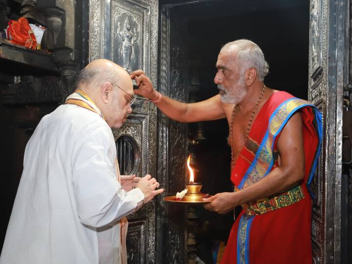 Watch: Amit Shah Visits Ramanathaswamy Temple In Rameswaram Watch: Amit Shah Visits Ramanathaswamy Temple In Rameswaram