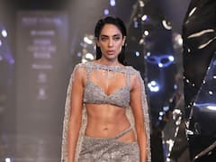 Sobhita Dhulipala Steals The Show At The FDCI India Couture Week; See Pics