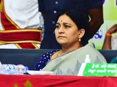 సీఎం ఎక్కడి నుంచి పోటీ చేయమంటే అక్కడి నుంచే చేస్తా: ఎంపీ మాలోత్ కవిత