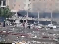 Pakistan Blast: पाकिस्तान के खैबर पख्तूनख्वा में हुए बम धमाके में 35 लोगों की मौत, 120 घायल, तस्वीरों में देखें हालात