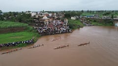 Sangli: कृष्णा नदीपात्रात होड्यांच्या शर्यतीचा थरार