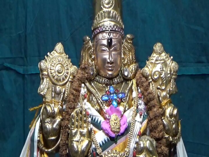 Ekadashi 2023: காஞ்சிபுரத்தில் களைகட்டிய ஆடி மாத ஏகாதசி.. பெருமாள் கோயில்களுக்கு படையெடுக்கும் பக்தர்கள்!