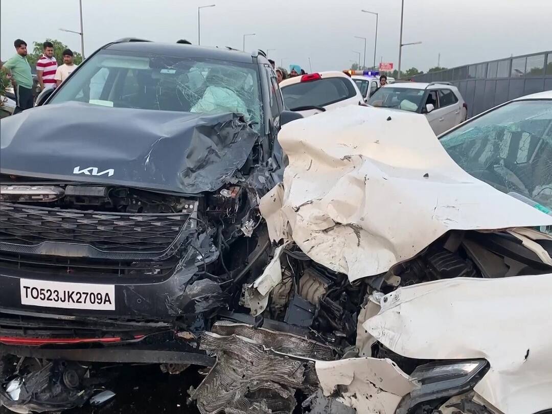 Punjab Road Accident Multiple Car Collision On Bathinda-Chandigarh Highway Leaves Several Injured Several Injured After Multiple Cars Collide On Bathinda-Chandigarh Highway In Punjab