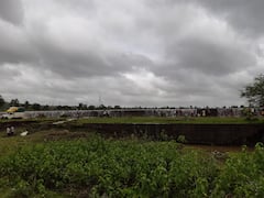 Kalamba Lake Kolhapur : अखेर कळंबा तलाव ओव्हर फ्लो होऊन ओसंडून वाहू लागला; निम्म्या कोल्हापूरची चिंता मिटली