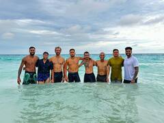 Photos: टीम इंडिया के खिलाड़ियों के साथ समुद्र किनारे मस्ती करते दिखे पांड्या, फैंस ने सोशल मीडिया पर कर दिया ट्रोल