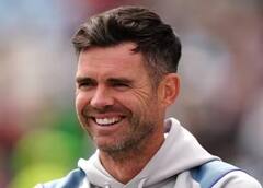 PHOTOS: ਜੇਮਸ ਐਂਡਰਸਨ ਦੇ ਧੀ ਤੇ ਪੁੱਤਰ ਨੇ ਪਿਤਾ ਨੂੰ ਇਸ ਖਾਸ ਅੰਦਾਜ਼ ‘ਚ ਕੀਤਾ ਬਰਥਡੇ ਵਿਸ਼, ਵੇਖੋ ਤਸਵੀਰਾਂ