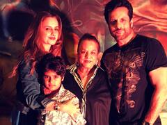 49 साल की उम्र में तलाक ले रहे हैं फरदीन खान? 18 साल पहले नताशा से की थी शादी