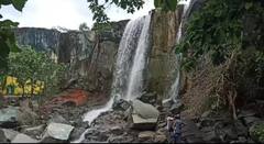 Nanded : ओसंडून वाहणारा शेख फरीदबाबा धबधबा पर्यटकांना खुणावतोय, पाहा फोटो