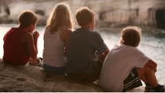 Lifestyle:কেন উদযাপন হয় বন্ধুত্বের দিন? একনজরে ইতিহাস ও তাৎপর্য