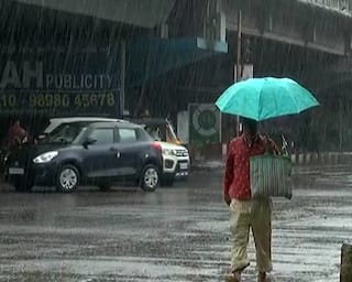 Bhandara Rain : भंडारा जिल्ह्यात पावसाचा जोर वाढला, नदी नाले दुथडी भरुन लागले वाहू