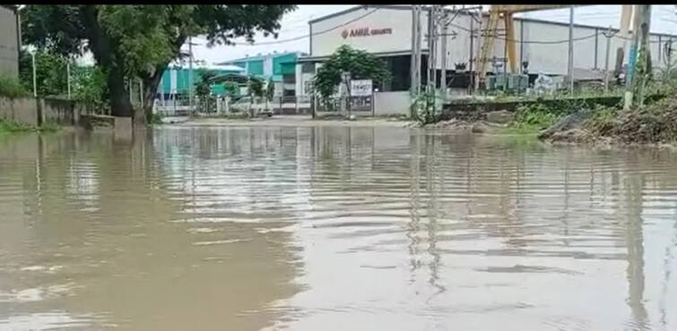 Rain fell in this district of Gujarat amid the forecast of the Meteorological Department Gujarat Rain: રાજ્યના આ જિલ્લામાં ધોધમાર વરસાદ બન્યો આફત, 25થી વધુ લોકોનું કરાયું રેસ્ક્યું