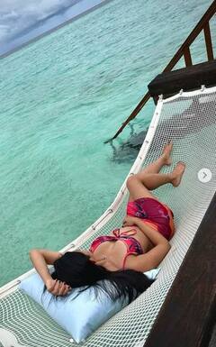 Kanika Mann: ਮਾਲਦੀਵ ਦੀਆਂ ਥ੍ਰੋਬੈਕ ਤਸਵੀਰਾਂ ਸ਼ੇਅਰ ਕਰ ਕਨਿਕਾ ਮਾਨ ਨੇ ਇੰਟਰਨੈੱਟ 'ਤੇ ਮਚਾਈ ਸਨਸਨੀ, ਸਿਜ਼ਲਿੰਗ ਅੰਦਾਜ਼ ਦੇਖ ਯੂਜ਼ਰਸ ਦੇ ਉੱਡੇ ਹੋਸ਼