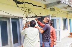 बारिश ने तबाह किए गरीबों के आशियाने, रामपुर के 100 से ज्यादा घरों में आई दरारें