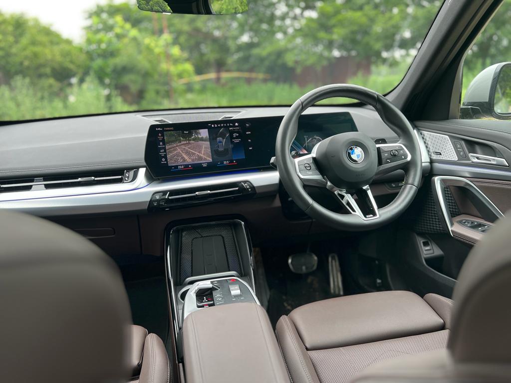 BMW X1 Review: देखिए 2023 बीएमडब्ल्यू एक्स1 डीजल का रिव्यू, है सबसे ज्यादा बिकने वाली कॉम्पैक्ट लग्जरी एसयूवी 