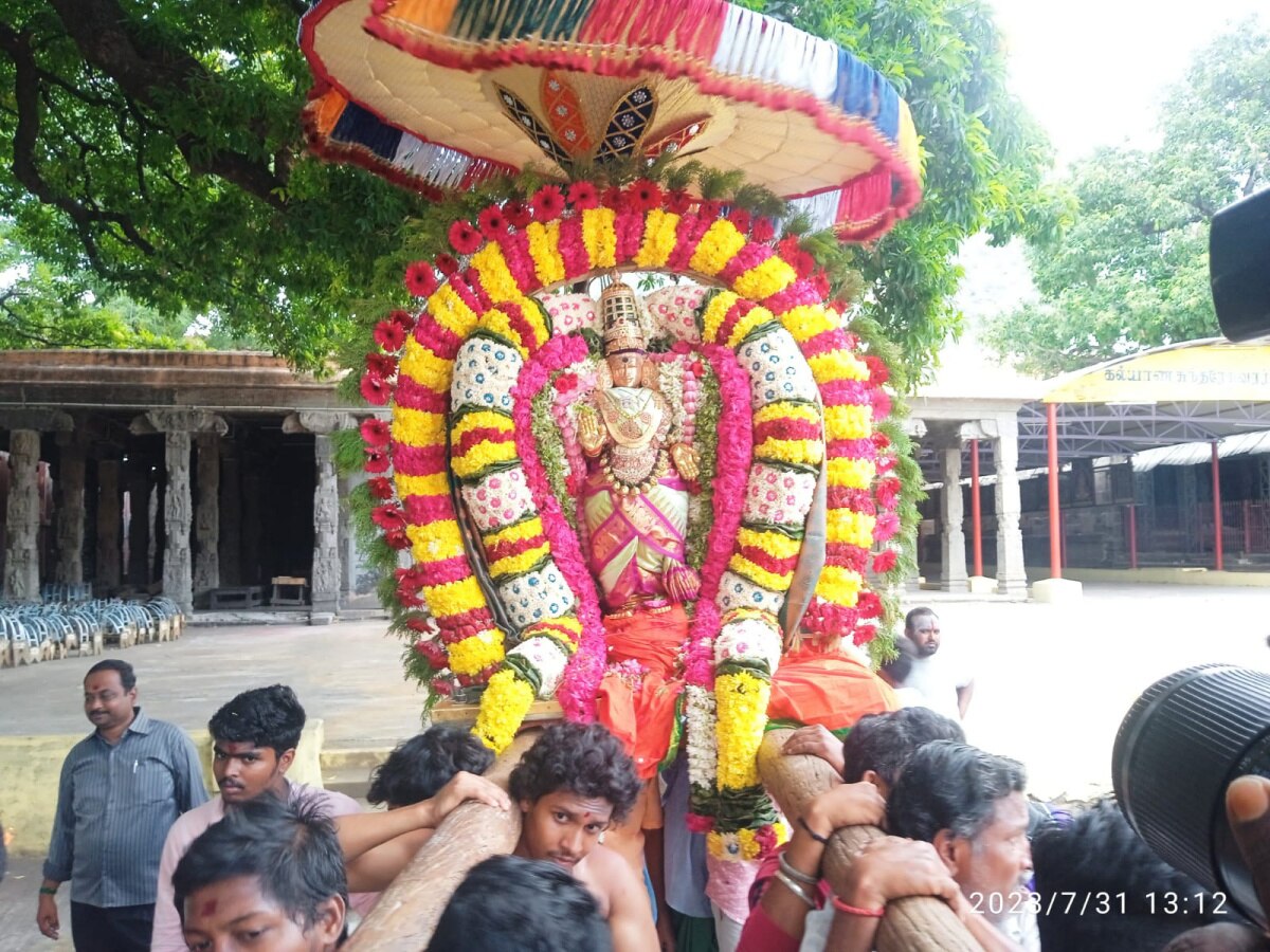 ஆடிப்பூர பிரம்மோற்சவம்;  திருவண்ணாமலையில் பராசக்தி அம்மனுக்கு தீர்த்தவாரி