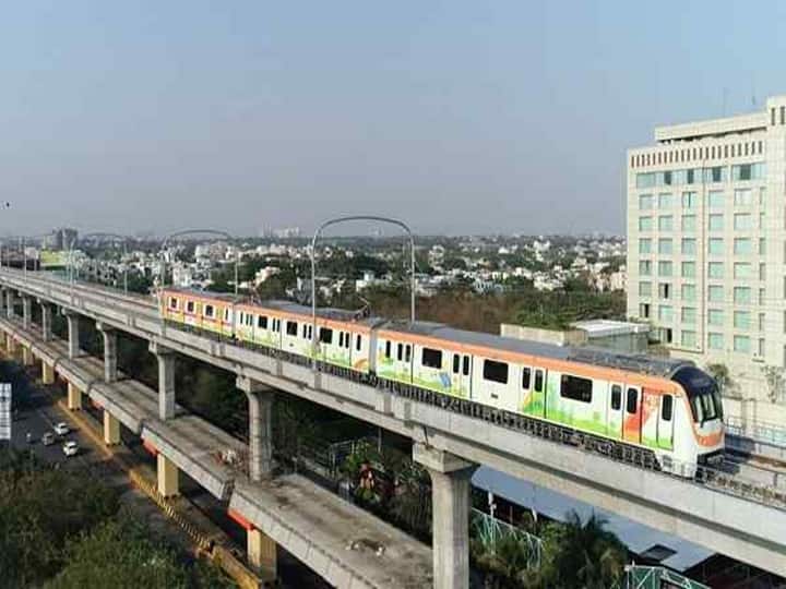 Metro Project in Aurangabad city cancelled mim MP Imtiaz Jalil allegation on Bhagwat Karad Aurangabad Metro Project : मेट्रोच्या नावाने औरंगाबादकरांना 'चॉकलेट'; डीपीआरचे साडेसात कोटी पाण्यात; जलील यांचा आरोप